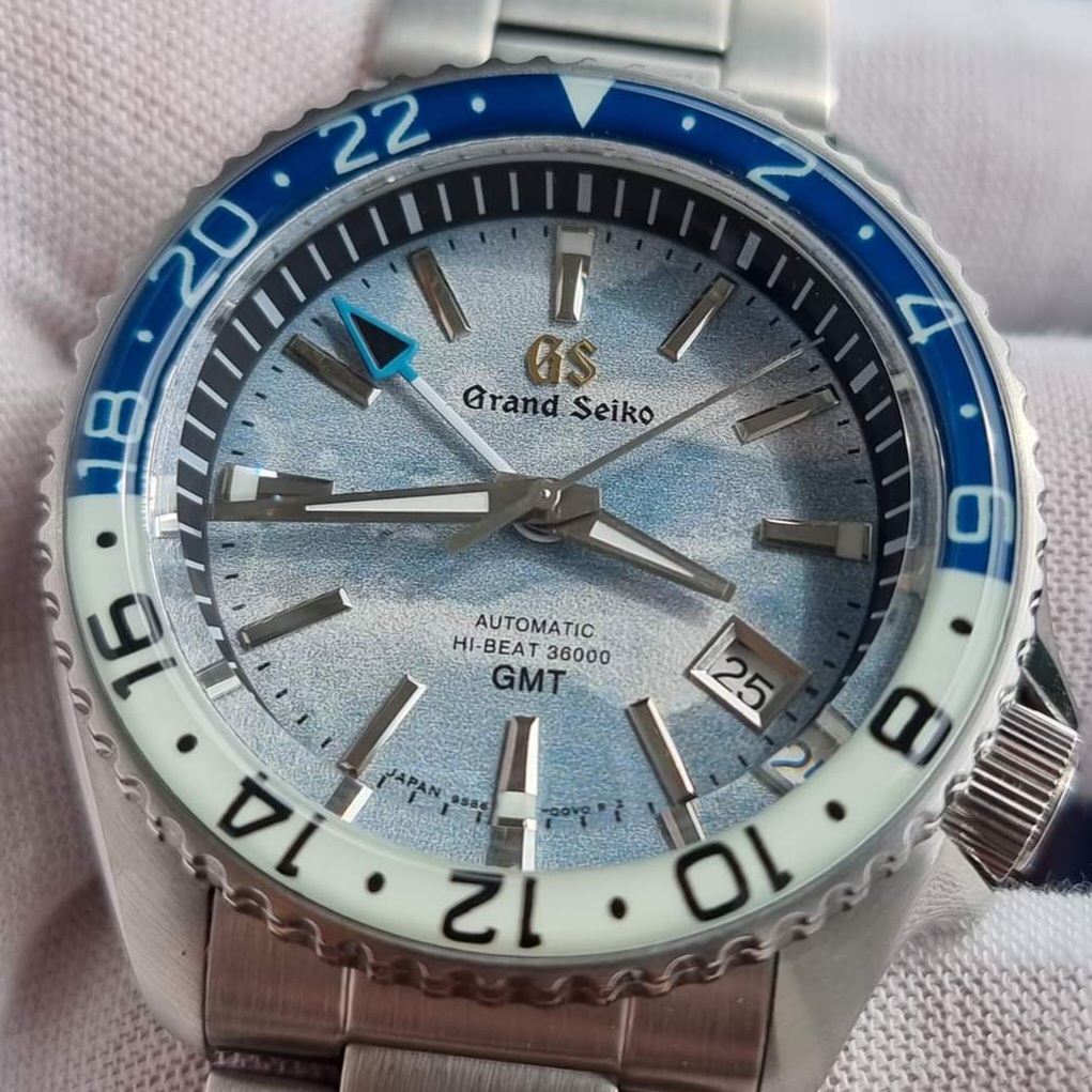 Luxury Watch
GMT Watch